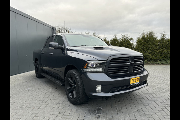 Dodge Ram 1500 5.7 V8 SPORT / LAGE BIJTELLING !! / LUCHTVERING / GORILLA EXHAUST / 3.5T TREKHAAK / CAMERA / CREW CAB / DEALER ONDERHOUDEN