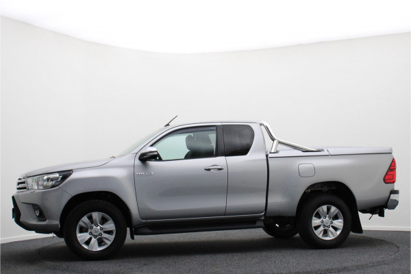 Toyota Hilux 2.4 D-4D-F Xtra Cab Professional Airco, Camera, Navigatie, Cruise, Treeplanken, 3500 KG Trekhaak, DAB