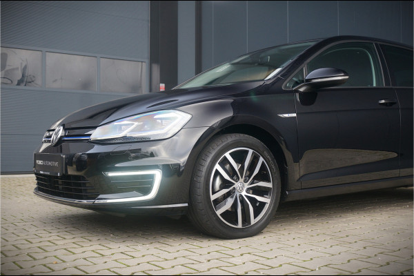 Volkswagen e-Golf e-Golf | Virtual | Dynaudio | Camera | Warmtepomp | NAP | Stoelverwarming | LED | Ambience Verlichting | BTW | Adaptive Cruise Control | LM. Velgen | Climate Control | Navigatie | PDC |