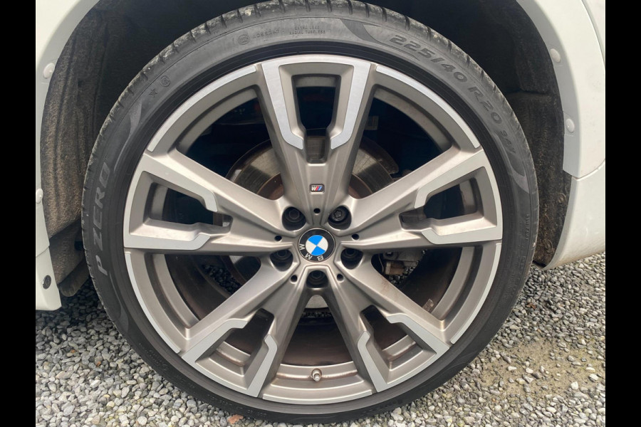 BMW XDr25e HIGH EXECUTIVE M SPORT XDr25e HIGH EXECUTIVE | Plug in Hybride| M SPORT |Sfeerver|Leder|Trekhaak| STOELVW | HUD|Camera