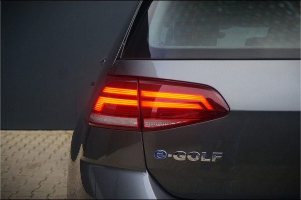 Volkswagen e-Golf E-DITION | Virtual | Camera | Keyless | Warmtepomp | NAP | Stoelverwarming | LED | BTW | Adaptive Cruise Control | LM. Velgen | Climate Control | Navigatie | PDC |