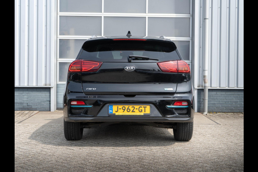 Kia e-Niro ExecutiveLine 64 kWh LED| Stoelverwarming | Climate control | Navigatie| Keyless entry |