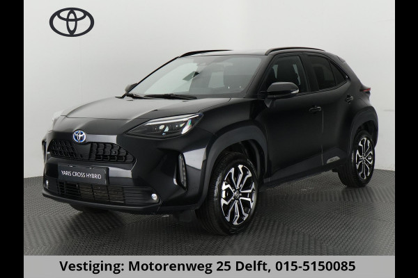 Toyota Yaris Cross 1.5 HYBRID LIMITED BLACK EDITION NAVIGATIE  APPLE/ANDROID STOELVERWARMING ADAPT. CRUISE  GARANTIE TOT 3-2033!