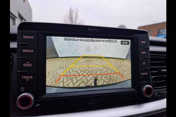 Kia Stonic 1.0 T-GDi DynamicLine | Navi | Trekhaak | Camera | Apple Carplay / Android Auto |