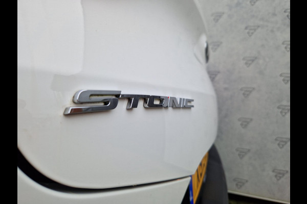 Kia Stonic 1.0 T-GDi DynamicLine | Navi | Trekhaak | Camera | Apple Carplay / Android Auto |