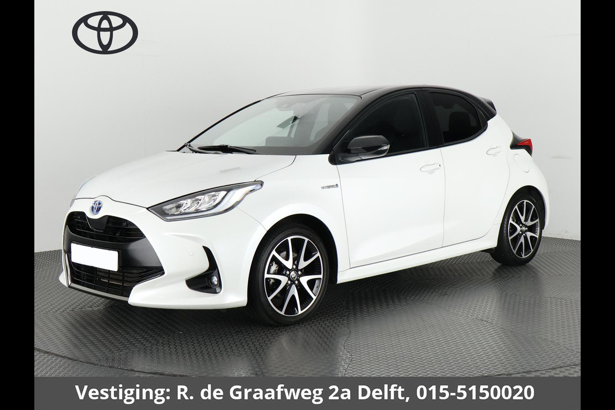 Toyota Yaris 1.5 Hybrid Executive Bi-Tone | Parkeersensoren voor & achter | Stoelverwarming | Leren bekleding |