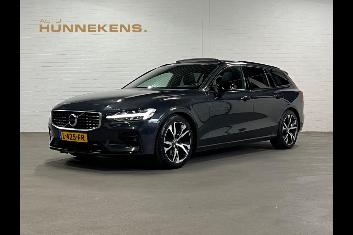 Volvo V60 2.0 T4 R-Design | Adapt. Cruise c. | Open dak | Trekhaak | Harman/Kardon | Keyless