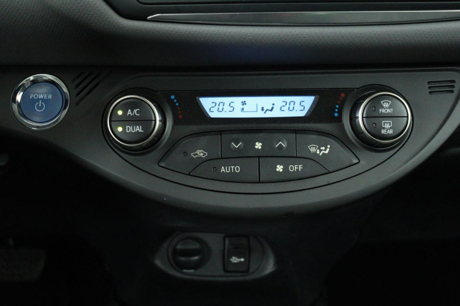 Toyota Yaris 1.5 Hybrid Trend | Camera | Navigatie | Cruise control | Climate control | Bluetooth | LED