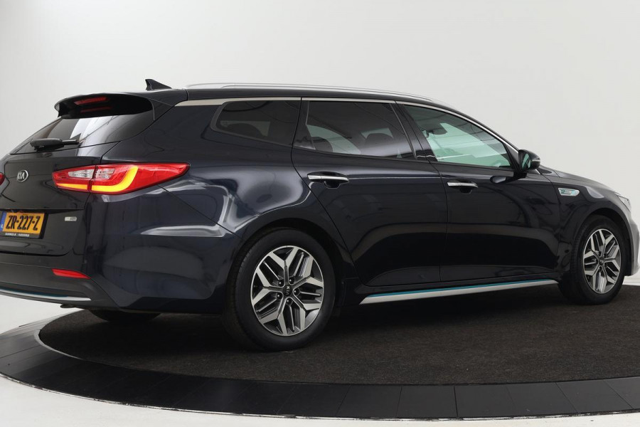 Kia Optima 2.0 GDI PHEV DynamicPlusLine | Panoramadak | Stoelverwarming | Camera | Carplay | Harman/Kardon | Half leder | Memory | Keyless