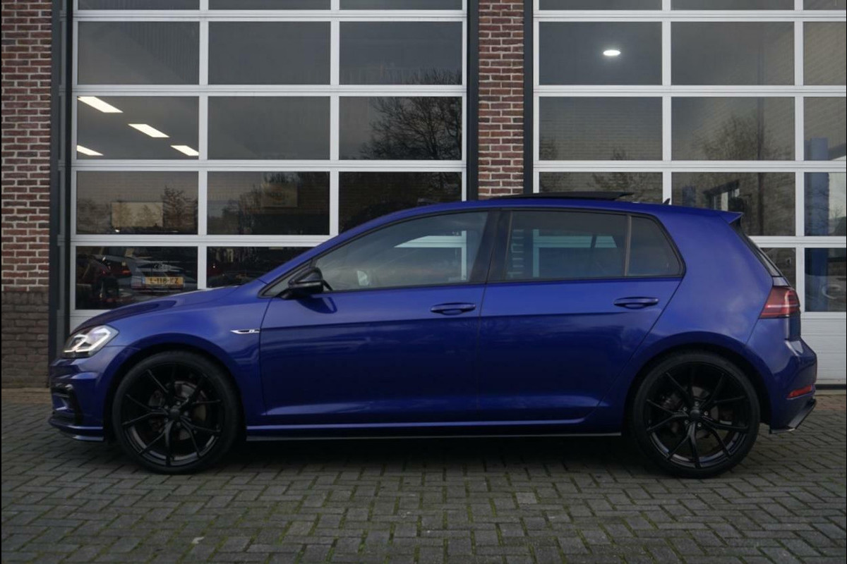 Volkswagen Golf 1.5 TSI 3x R-Line Pano Virtual Dynaudio NAP