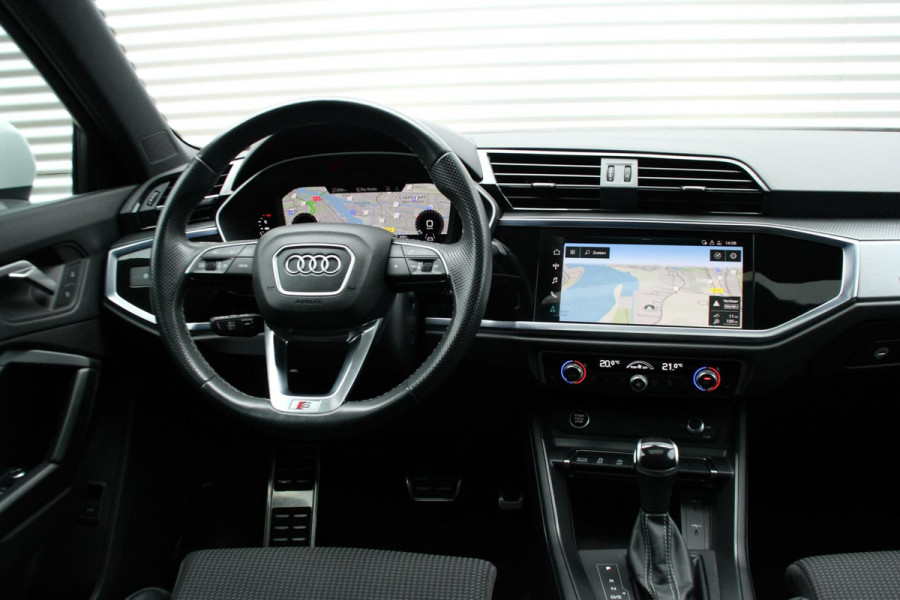 Audi Q3 Sportback 35 TFSI 3x S Line Automaat |PANORAMADAK, VIRTUAL, CARPLAY, ACC, BLACK PAKKET, CAMERA, LED, ELEKTR. KLEP|