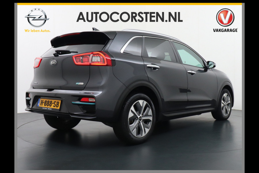 Kia e-Niro 64kWh 204PK Executive-Line Apple Carplay Android Auto Navi Ecc Leder Camera Adaptieve Cruise Control DAB Pdc Stoel Verwarming/Ve Keyless Led Achterbank en Stuur Verwarming Dodehoek assistent Regen-Lichtsensor JBL-Soundsystem Bluetooth Draadloze tel.lader Lmv 17" Krachtige en zuinige aandrijflijn met grote accu!