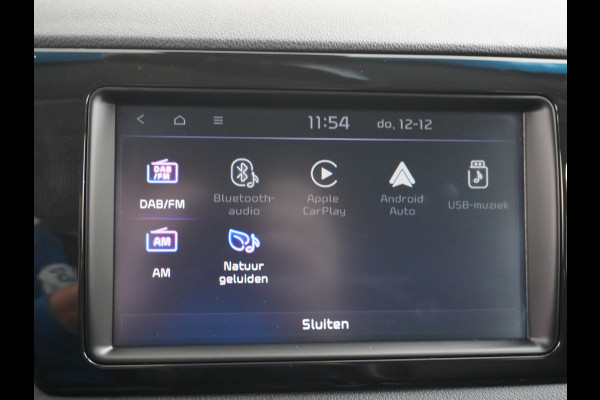 Kia e-Niro 64kWh 204PK Executive-Line Apple Carplay Android Auto Navi Ecc Leder Camera Adaptieve Cruise Control DAB Pdc Stoel Verwarming/Ve Keyless Led Achterbank en Stuur Verwarming Dodehoek assistent Regen-Lichtsensor JBL-Soundsystem Bluetooth Draadloze tel.lader Lmv 17" Krachtige en zuinige aandrijflijn met grote accu!