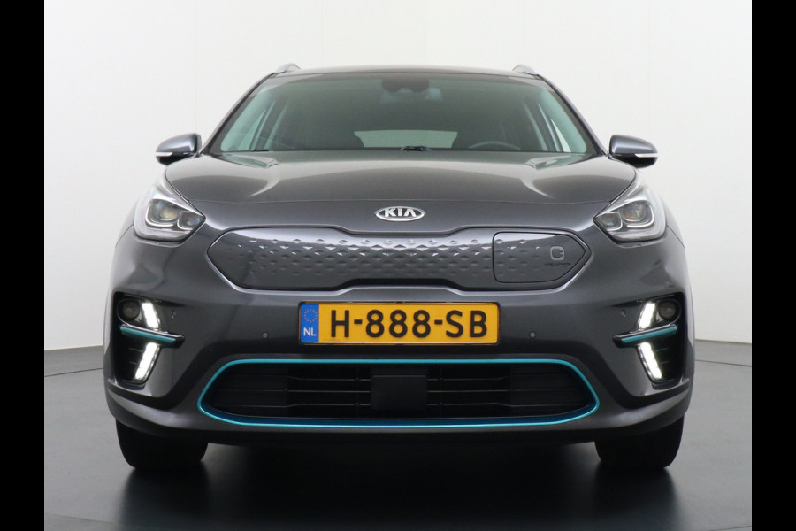 Kia e-Niro 64kWh 204PK Executive-Line Apple Carplay Android Auto Navi Ecc Leder Camera Adaptieve Cruise Control DAB Pdc Stoel Verwarming/Ve Keyless Led Achterbank en Stuur Verwarming Dodehoek assistent Regen-Lichtsensor JBL-Soundsystem Bluetooth Draadloze tel.lader Lmv 17" Krachtige en zuinige aandrijflijn met grote accu!