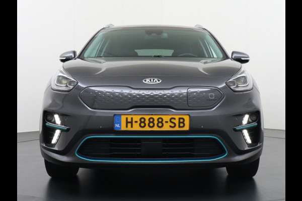 Kia e-Niro 64kWh 204PK Executive-Line Apple Carplay Android Auto Navi Ecc Leder Camera Adaptieve Cruise Control DAB Pdc Stoel Verwarming/Ve Keyless Led Achterbank en Stuur Verwarming Dodehoek assistent Regen-Lichtsensor JBL-Soundsystem Bluetooth Draadloze tel.lader Lmv 17" Krachtige en zuinige aandrijflijn met grote accu!