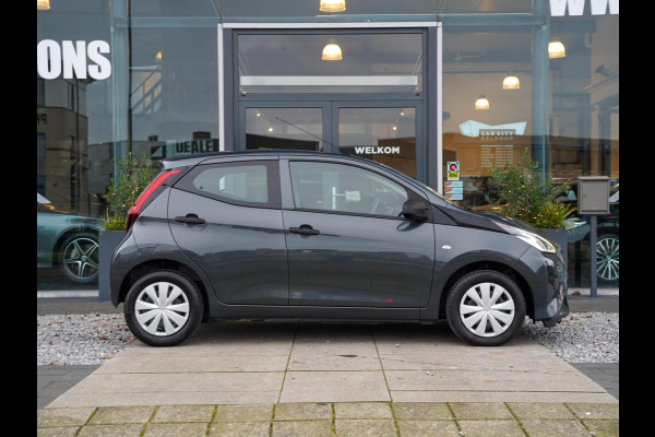 Toyota Aygo 1.0 VVT-i x-fun / Bluetooth / Speedlimiter / Airco/ LED