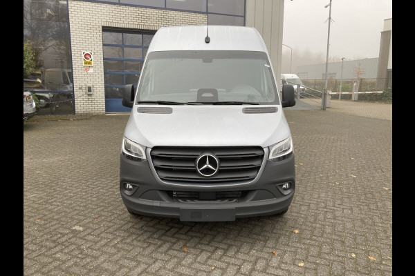 Mercedes-Benz Sprinter 317 CDI L2H2 PRO 3500kg Trekgewicht, Geveerde stoel, LED verlichting