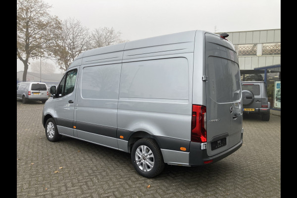 Mercedes-Benz Sprinter 317 CDI L2H2 PRO 3500kg Trekgewicht, Geveerde stoel, LED verlichting