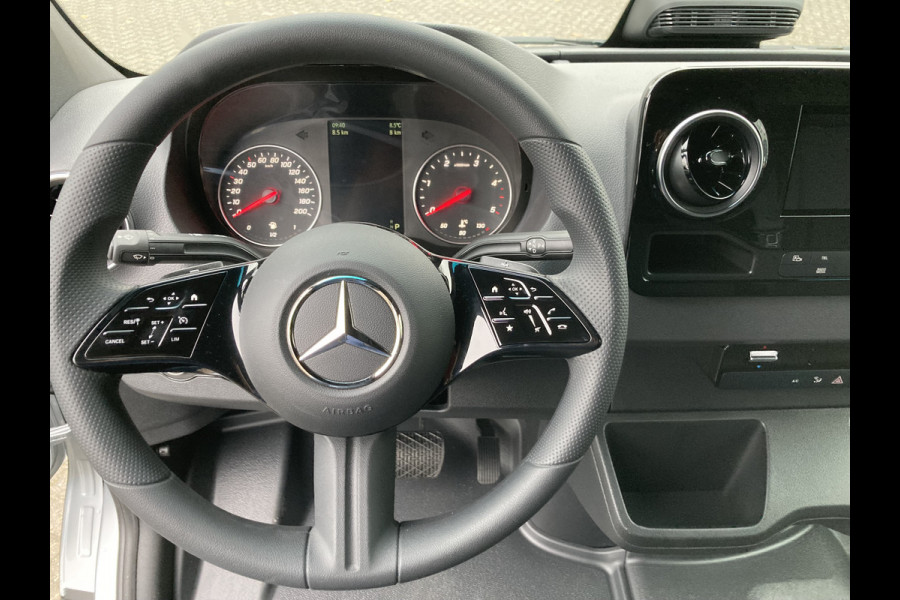 Mercedes-Benz Sprinter 317 CDI L2H2 PRO 3500kg Trekgewicht, Geveerde stoel, LED verlichting