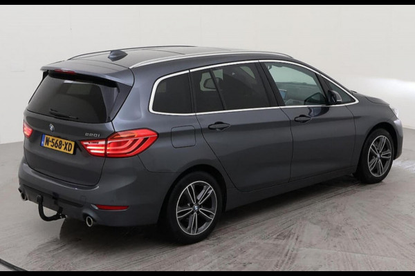 BMW 2 Serie Gran Tourer 220i Business Edition Plus 178 pk, leder,panoramadak, afn. trekhaak, 1e eigenaar, nl auto met nap