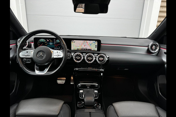 Mercedes-Benz A-Klasse 200 Business Solution AMG Pano/Sfeer