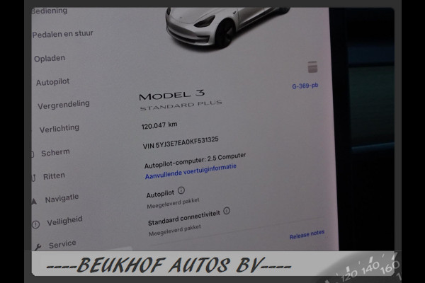 Tesla Model 3 Standard RWD Plus Trekhaak Nav Pano