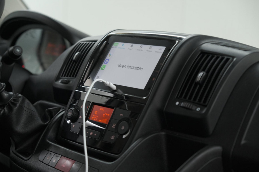 Citroën Jumper 2.2 BlueHDi 120 L2H2 3.0t | Trekhaak | Betimmering Laadruimte | Apple Carplay | Parkeersensoren