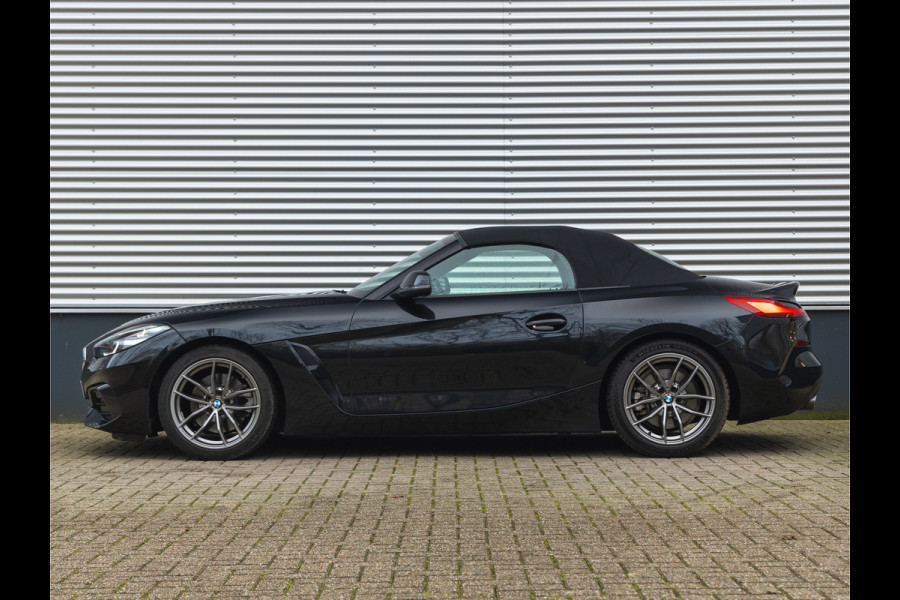 BMW Z4 Roadster sDrive20i - Navigatie - Bluetooth - Leder - Stoelverwarming - Hifi