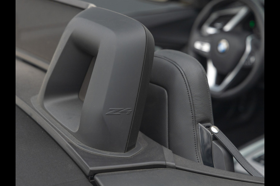 BMW Z4 Roadster sDrive20i - Navigatie - Bluetooth - Leder - Stoelverwarming - Hifi