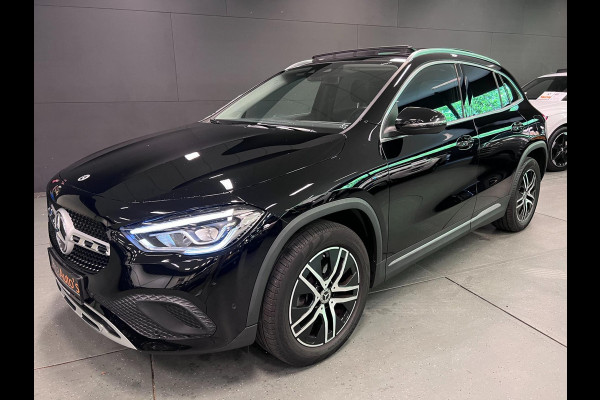 Mercedes-Benz GLA 250 e Business Solution Luxury Limited PANO/NAVI/LEDER/DAB///