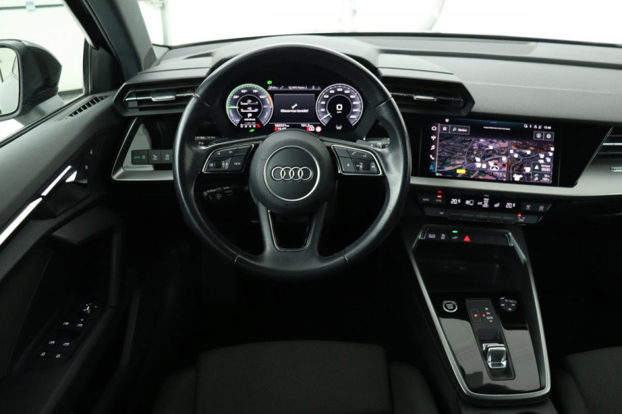 Audi A3 40 TFSIe Advanced | Adaptive cruise | Carplay | Sportstoelen | Camera | Full LED | Virtual Cockpit | PDC | Climate control