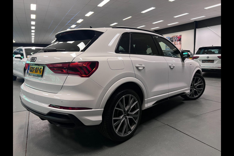 Audi Q3 35 TFSI S 3X S-LINE BLACK-LINE PANO/NAVI/LED/DAB/CARPLAY