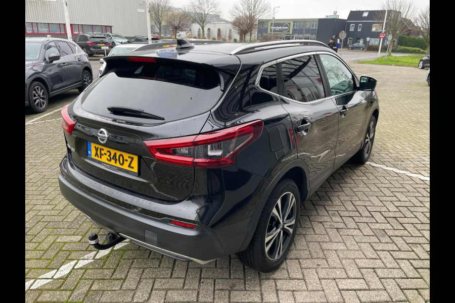 Nissan QASHQAI 1.2 N-Connecta / panoramadak / 360 camera