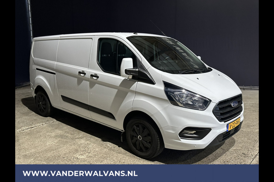 Ford Transit Custom 2.0 TDCI 131pk L2H1 Euro6 Airco | Camera | LED | Cruisecontrol | 2800kg Trekvermogen Parkeersensoren, Verwarmde voorruit, Bijrijdersbank