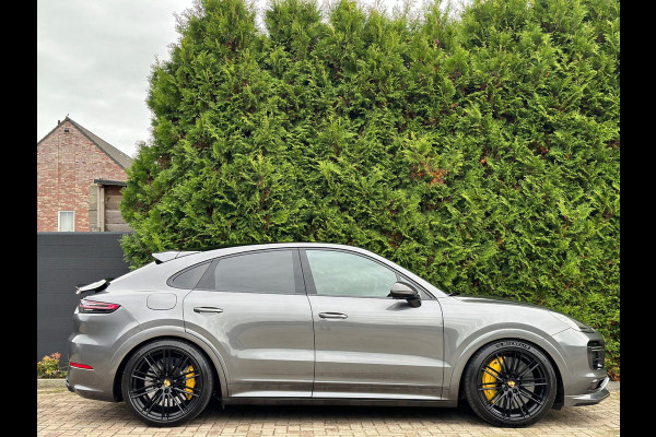 Porsche Cayenne Coupé 4.0 Turbo S E-Hybrid TechArt Carbon Approved