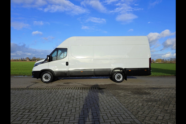 Iveco Daily 35S18HV 3.0 410 H3 - 180 Pk - Euro 6 - AUTOMAAT - Climate Control - ParkeerCamera