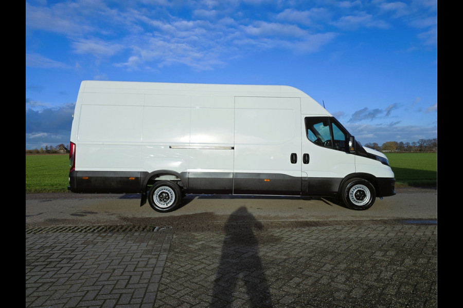 Iveco Daily 35S18HV 3.0 410 H3 - 180 Pk - Euro 6 - AUTOMAAT - Climate Control - ParkeerCamera