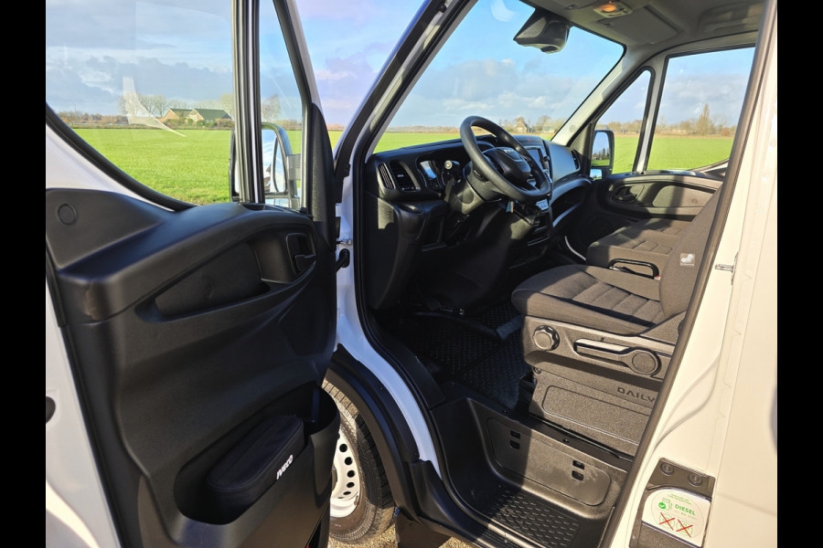 Iveco Daily 35S18HV 3.0 410 H3 - 180 Pk - Euro 6 - AUTOMAAT - Climate Control - ParkeerCamera