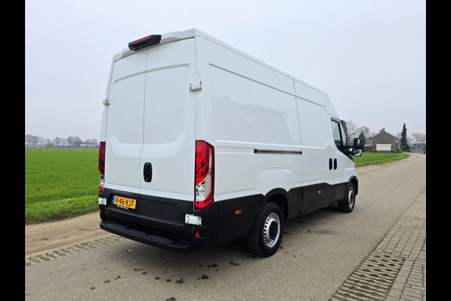 Iveco Daily 35S14V 2.3 352 H2 - 140 Pk - Euro 6 - Airco - Cruise Control