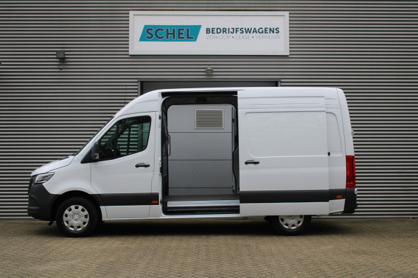 Mercedes-Benz Sprinter 317CDI L2H2 Pro - 2x Schuifdeur - LED - Mbux 10 - 3.5t Trekhaak - Betimmering - Camera - Carplay - Bind spot - Cruise - Smartpho