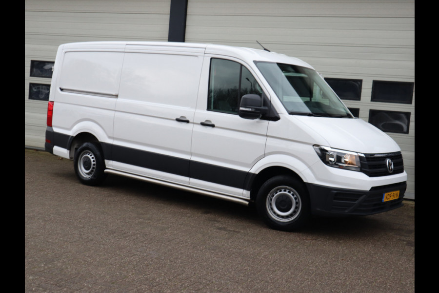 Volkswagen Crafter 35 2.0 TDI 141pk Euro 6 L2H1 - 3t kg Trekhaak - Navi - Cruise