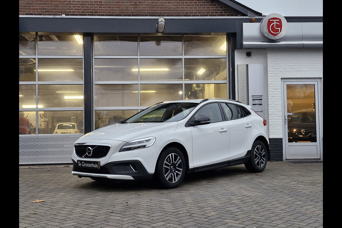 Volvo V40 Cross Country 2.0 T3 Nordic+