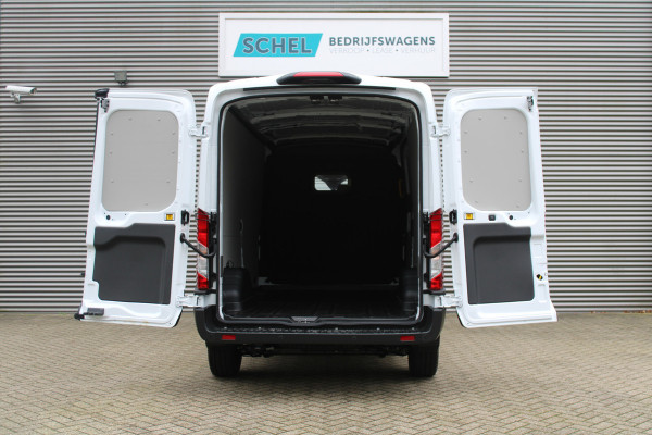 Ford Transit 350 2.0 TDCI L3H2 Trend 130pk Trend - Facelift - Xenon - Carplay - Android - Camera - Airbag Passagier - Rijklaar