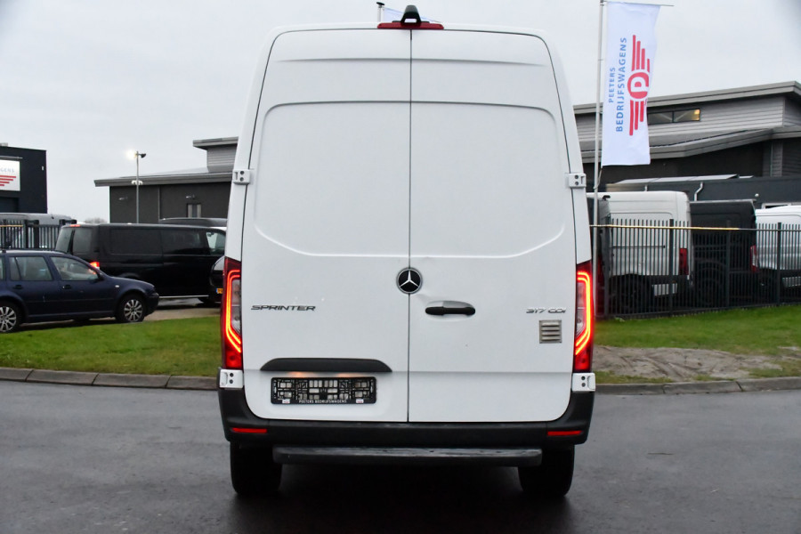 Mercedes-Benz Sprinter 317 1.9 CDI L2H2 RWD PB Edition Camera, Cruise, Carplay, Multimedia, Sensoren, Automaat, 170PK, LED, UNIEK!