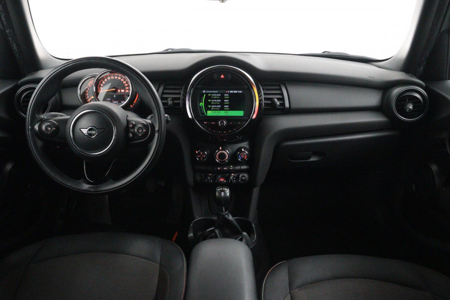 MINI Mini 1.5 One Business Edition (1e Eig, NL-auto, Dealer ondeh, Navi, Carplay, Airco, Parkeerhulp, Cruise control, Etc)