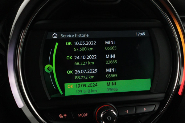 MINI Mini 1.5 One Business Edition (1e Eig, NL-auto, Dealer ondeh, Navi, Carplay, Airco, Parkeerhulp, Cruise control, Etc)