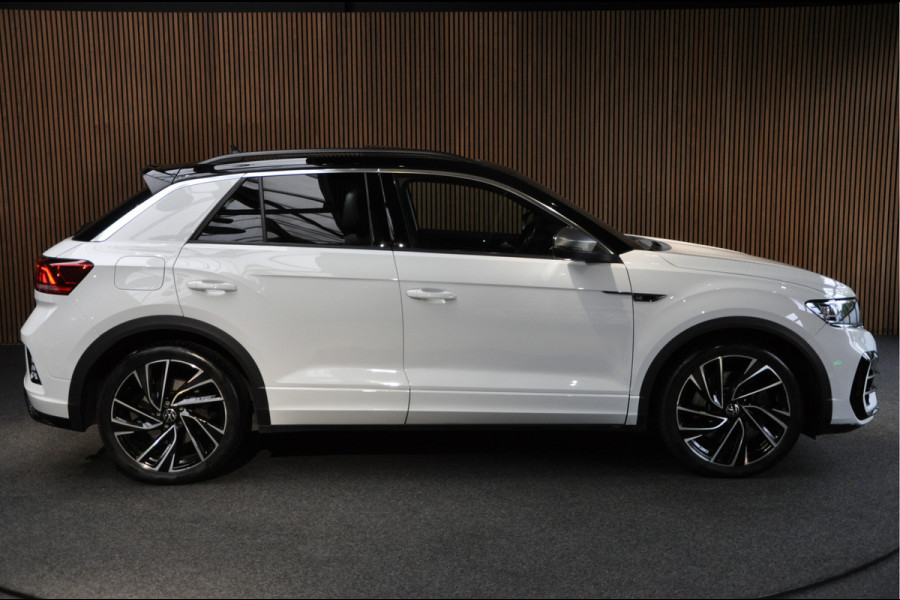 Volkswagen T-Roc 2.0 TSI 4M Pano Leer Virtual ACC Akrapovic Camera PDC Afneemb. Trekhaak Climate LM velgen BTW auto