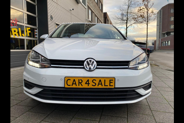 Volkswagen Golf 1.0 TSI Trendline BMT - Navigatie Apple CarPlay I Airco I Sport velgen I LED I PDC I 126.000 KM Dealer onderhouden