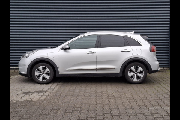 Kia Niro 1.6 GDi DynamicLine Plug in Hybrid PHEV | Sportstoelen Verwarmd | Trekhaak Afneembaar | Adaptive Cruise | Apple Carplay | Camera | Navigatie | Stoel & Stuurverwarming |