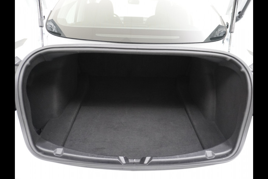 Tesla Model 3 Long Range 75 kWh 463PK FSD-vb.19" Premium-Audio 4wd AutoPilot Pano.dak Camera Leer Adaptive-Cruise+Stop&Go  PDC-A+Voor Wifi Ecc Veel grip door AWD vierwielaandrijving.  Origineel Nederlandse auto ! 1e eigenaar 61k nieuw